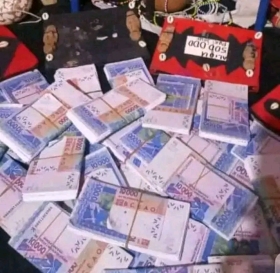 le portefeuille magique existe vraiment, vrai portefeuille magique ?:+229 01 46 94 65 21 Comment ça marche?. Numéro de WhatsApp : +229 01 46 94 65 21 Dès que vous serez chez vous, vous le déposerai dans un endroit sûr que personne ne doit approcher à part vous car le portefeuille est personnel et uniquement une personne peut l